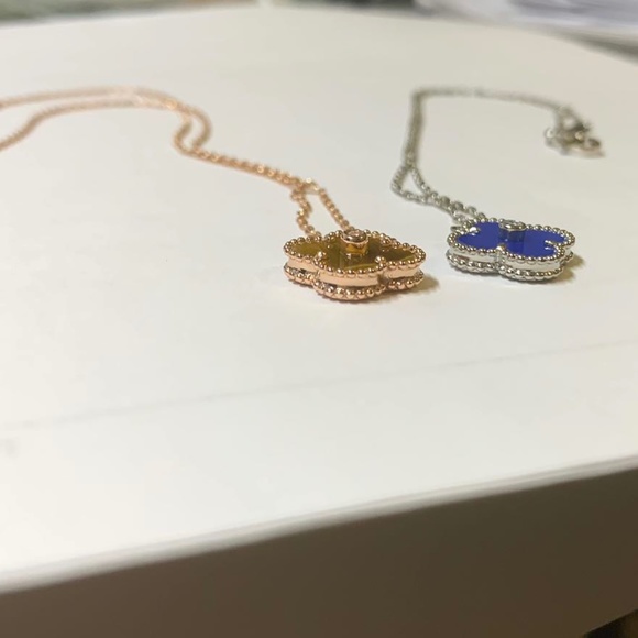 classic necklaces bundle - Picture 3 of 3